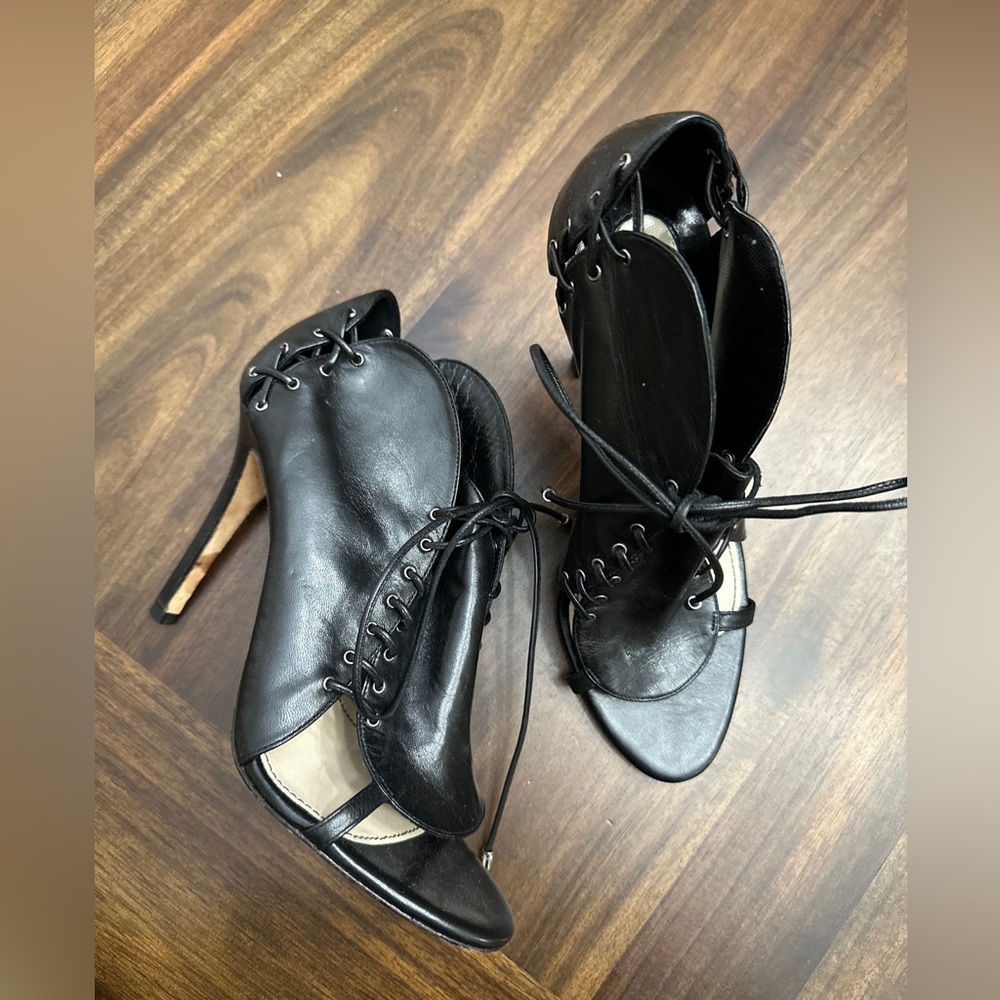 Camilla Skovgaard black leather heels size 39